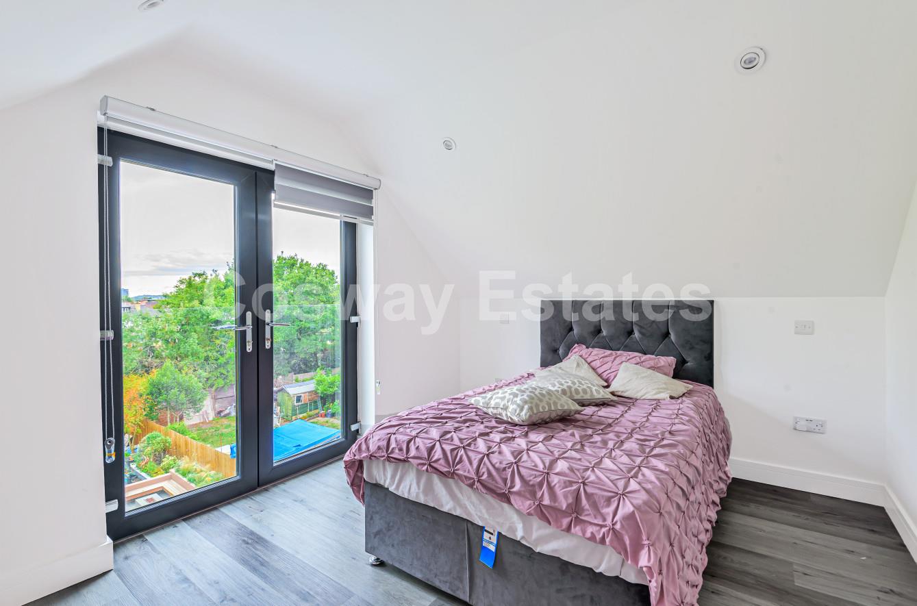 Millway, Mill Hill